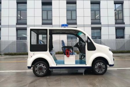 四輪電動(dòng)巡邏車(chē)