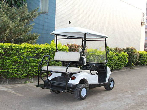 高爾夫球車