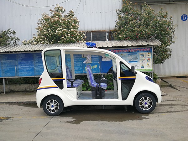 電動(dòng)巡邏車