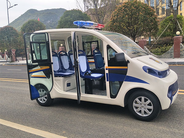 電動巡邏車
