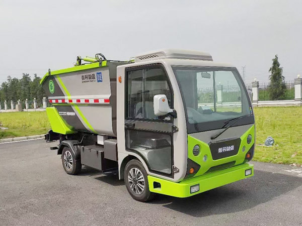 微型環(huán)衛(wèi)車