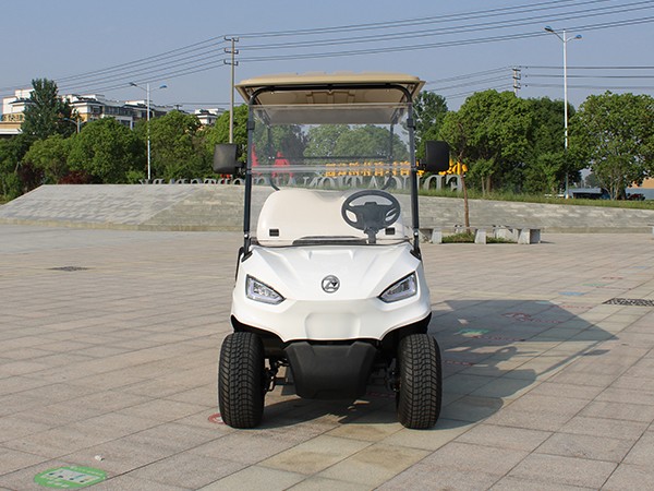 電動高爾夫球車報價是多少